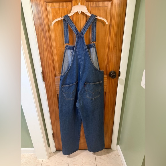 Levi’s Vintage Women’s Denim Overalls - Picture 6 of 10